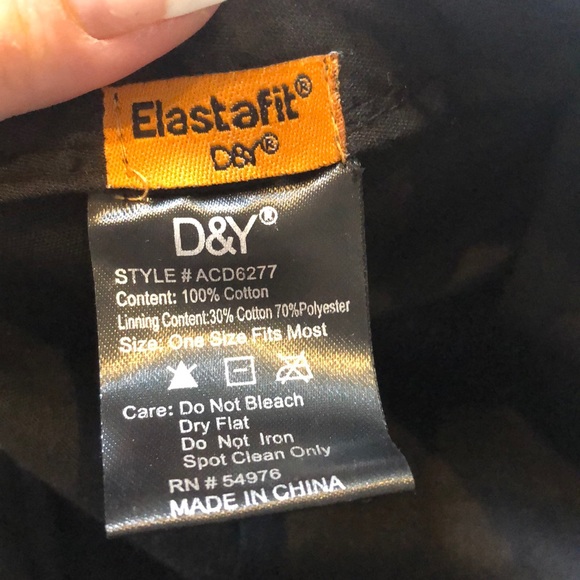 Hat - Picture 2 of 3